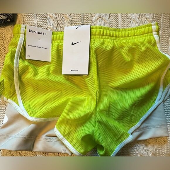 Nike Dri-Fit Yellow Running Shorts Training Youth Girls Size Small NWT - Picture 2 of 8